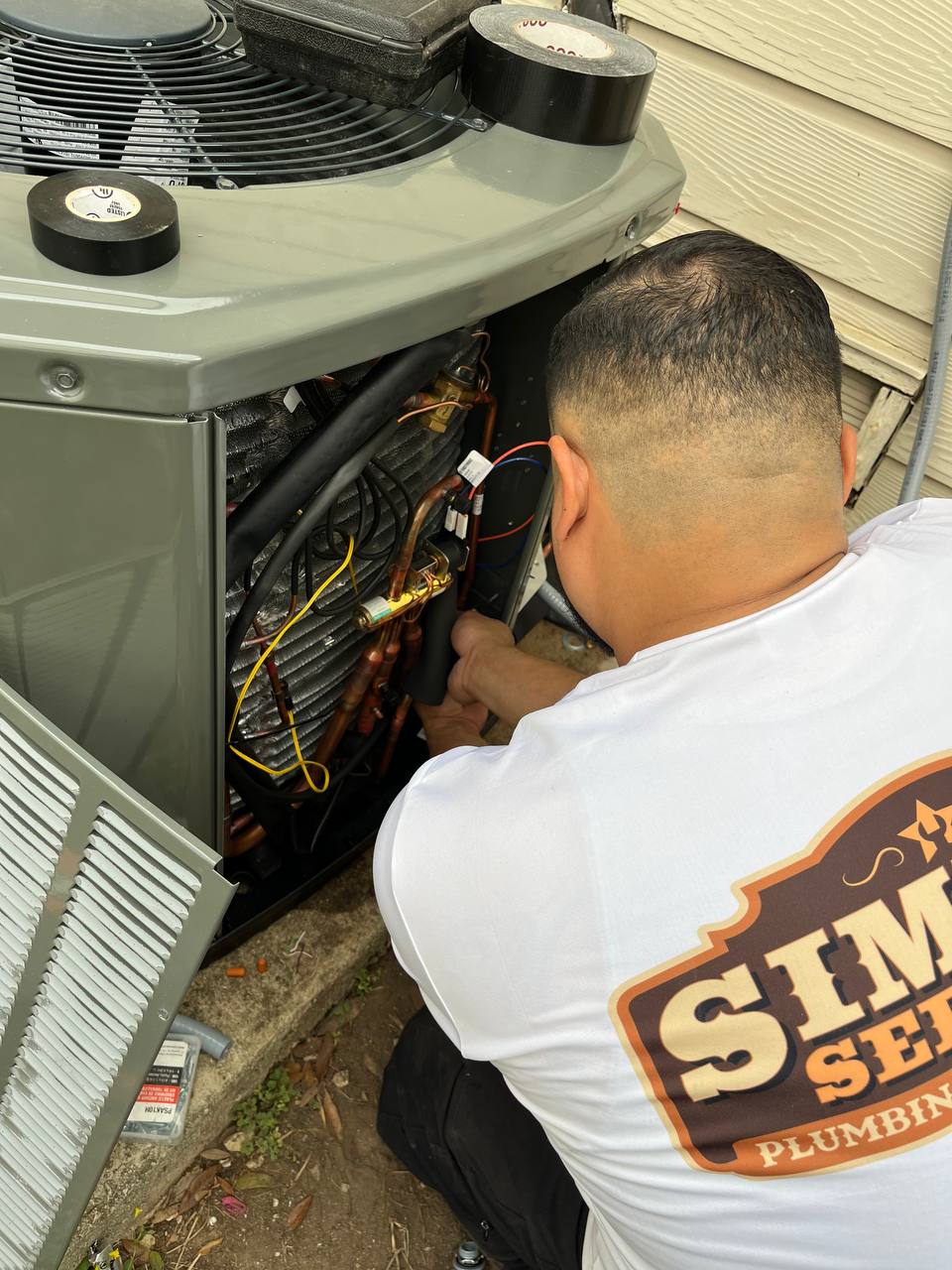 Simple Service Plumbing, Heating & Air Professional Plumbing and Drain Cleaning Services in San Antonio TX, Commercial Plumbing San Antonio TX, Emergency Services San Antonio TX, Sewer Repair & Replacement San Antonio TX, Water Heater Installation San Antonio TX